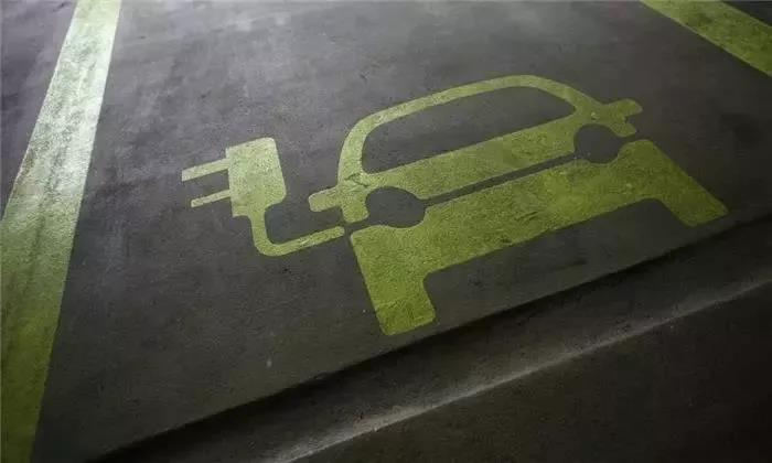 新能源汽车.jpg