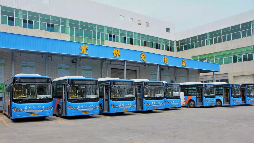 石龙光烨园区多用途充电站.jpg